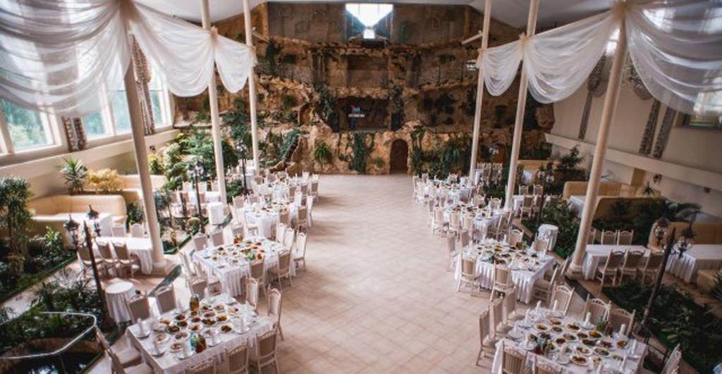 Garden Hall Тернополь Экстерьер фото