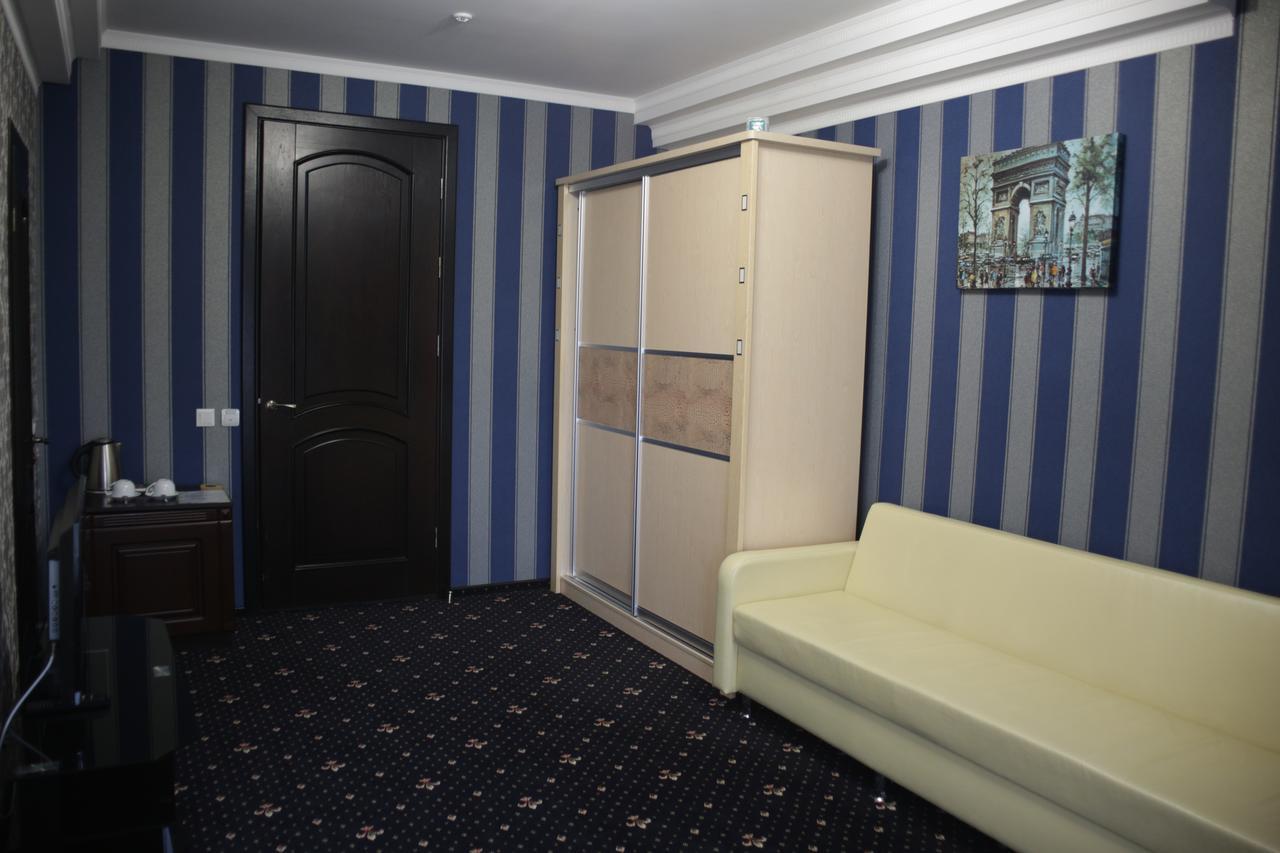 Garden Hall Тернополь Экстерьер фото